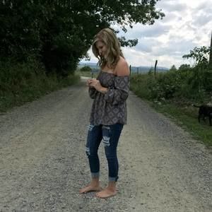 Meet your Posher, Kelsey